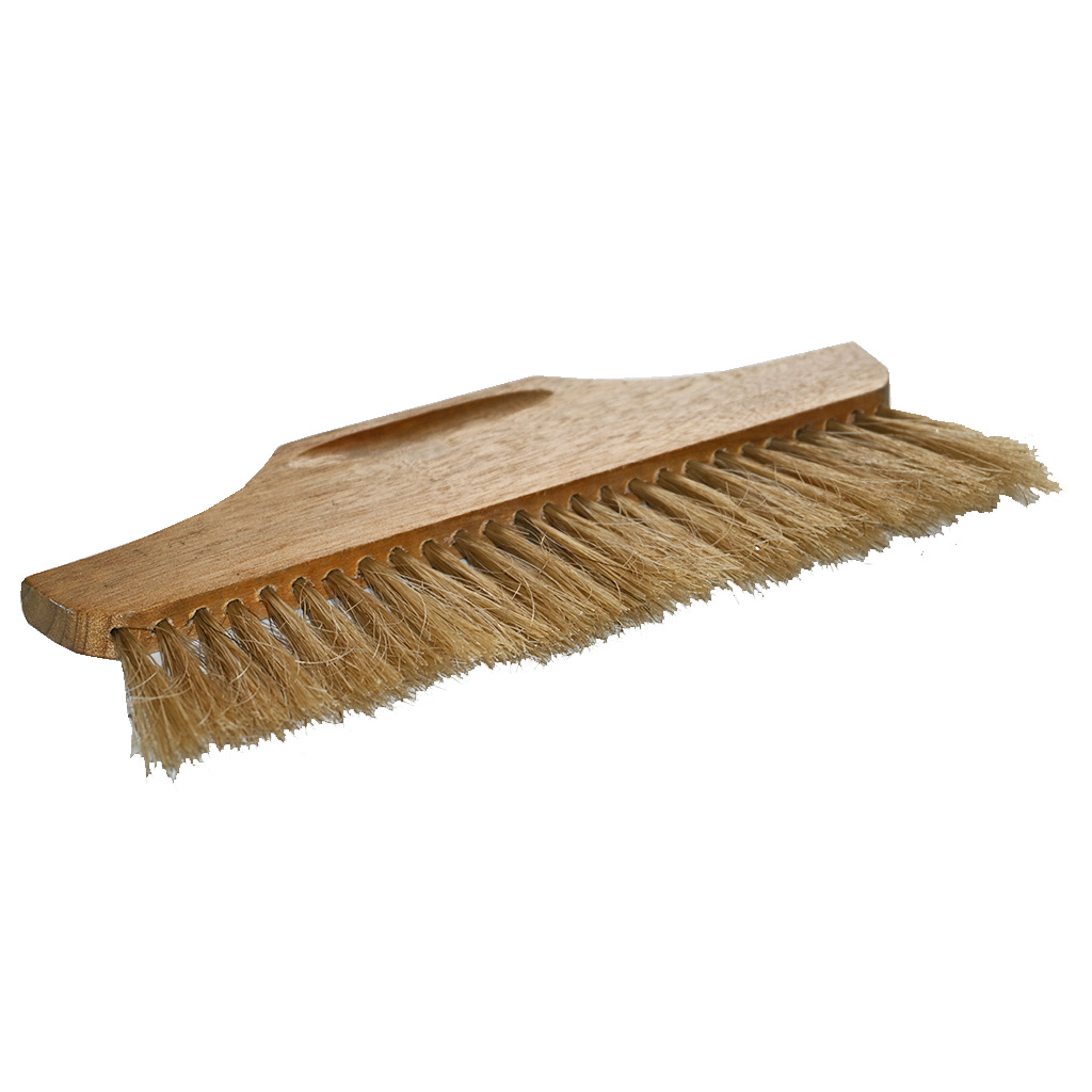 Bee Brush, přírodní smetáček, výbava