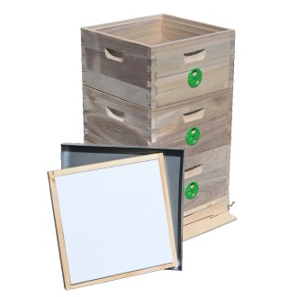 Celodřevěný úl 39x24, tři nástavky, lehká paulovnie, včelařské vybavení