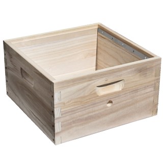 Nástavek 39 x 24 s kolejnicemi, přesné opracování, celodřevěný úl, včelaření