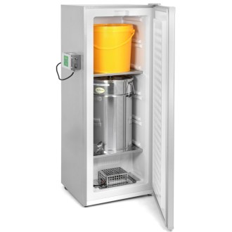 ApiCera komora na ztekucovaní medu "Beta" - 140 x 54 cm, ApiCera® ztekucovací box „Beta“ s digitálním ovládáním Každý včelař se s tím dříve či později setká: kvalitní med přirozeně